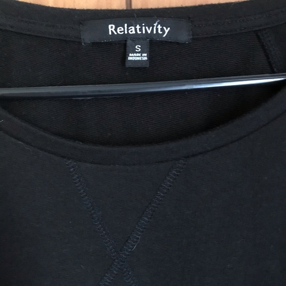 3/4 sleeve Sweater with embellished Sleeves - Picture 4 of 4